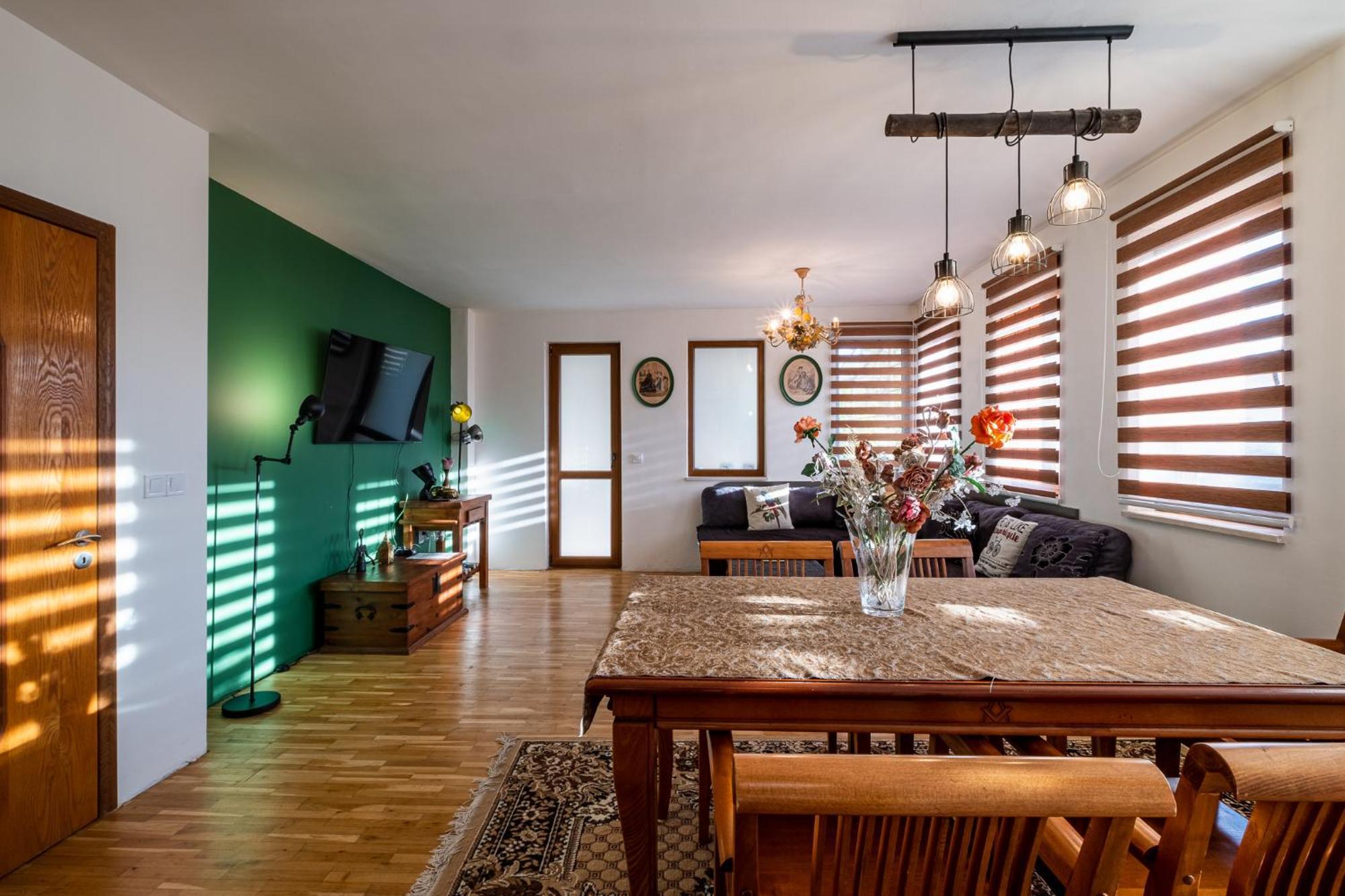 Апартамент Thermae 2bdrm Sunny
