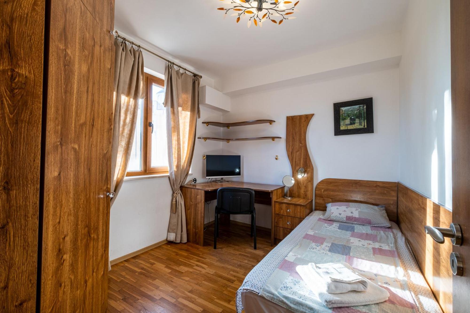 Апартамент Thermae 2bdrm Sunny Варна