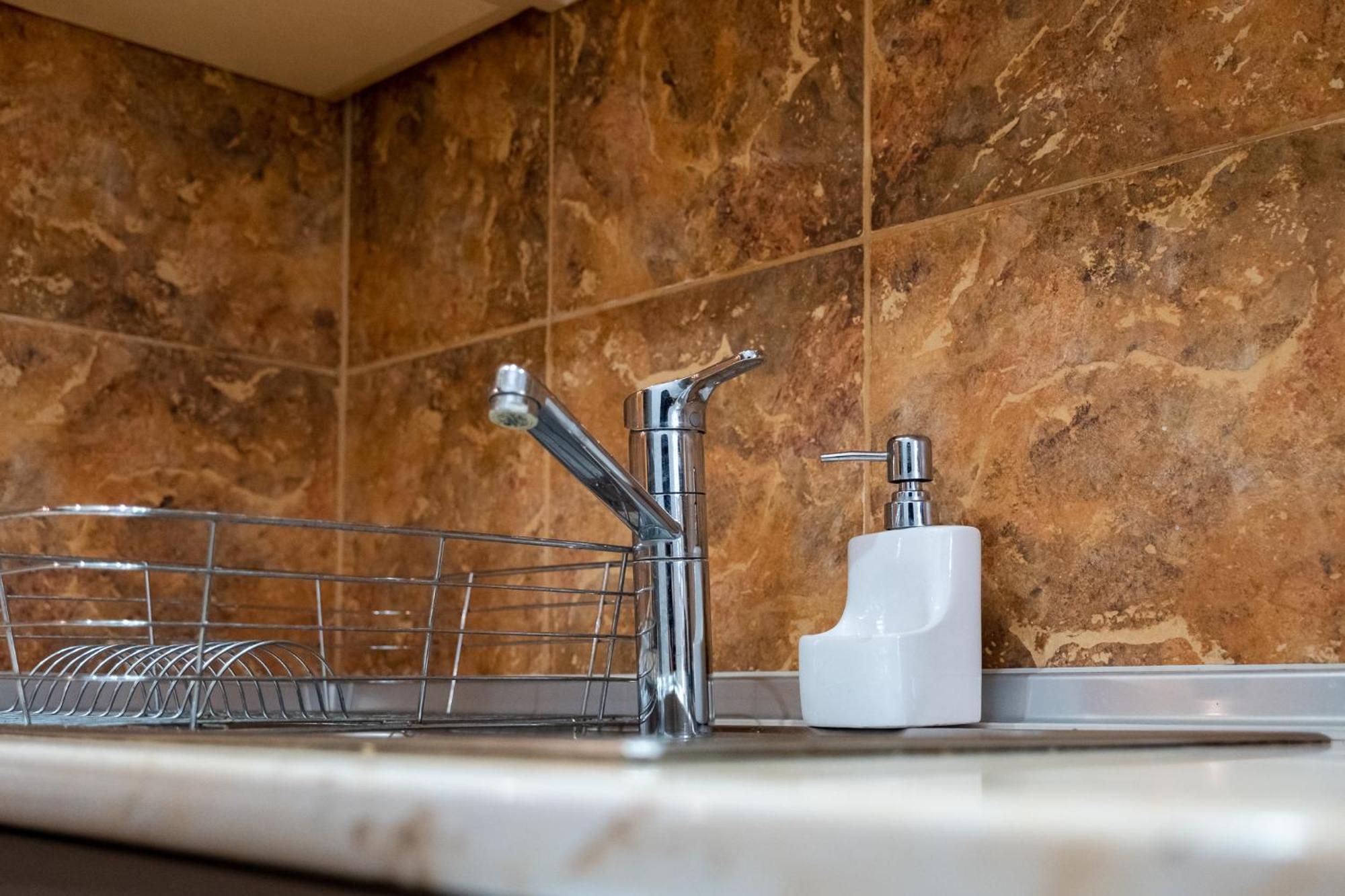 Thermae 2bdrm Sunny * וארנה