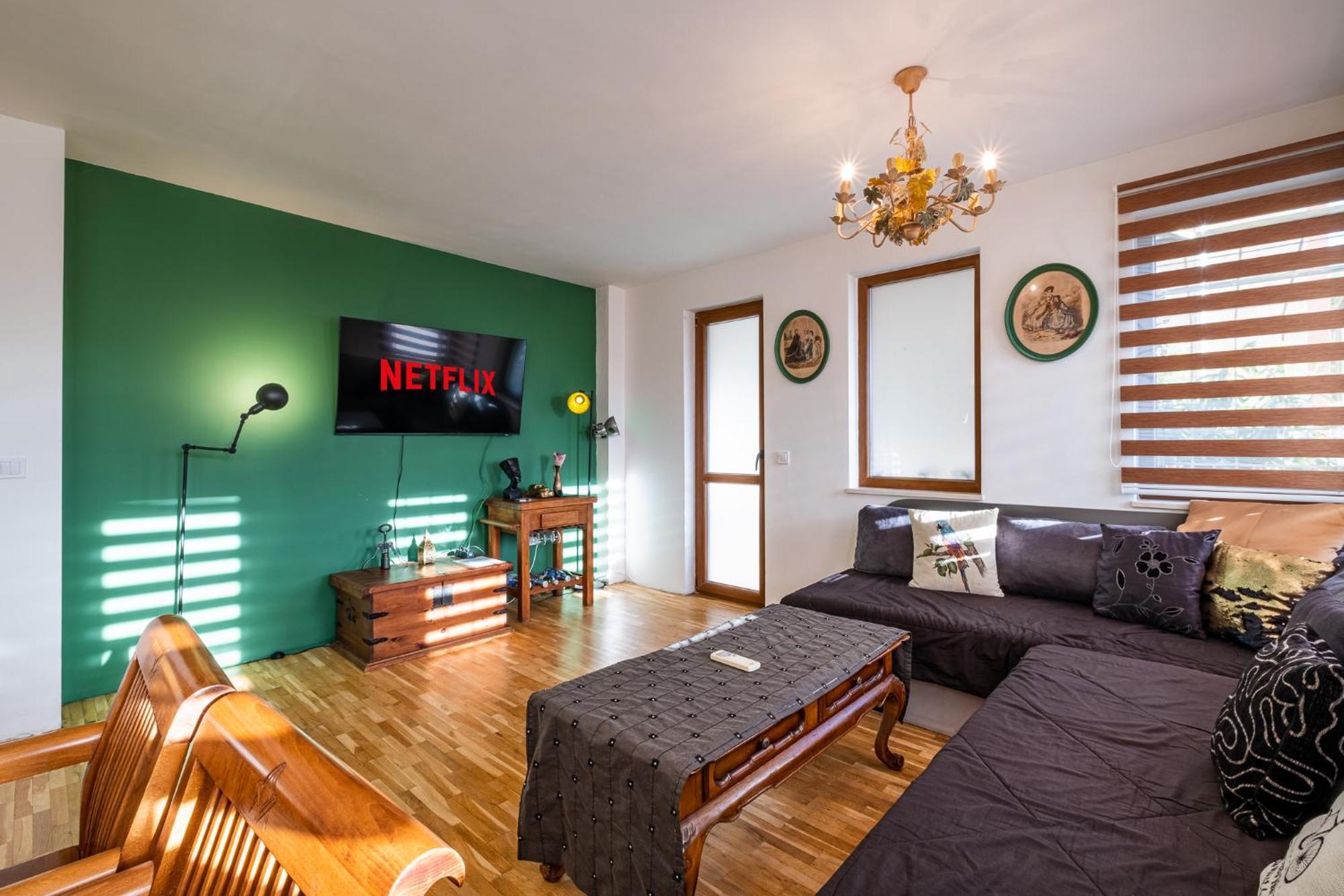 Thermae 2bdrm Sunny *