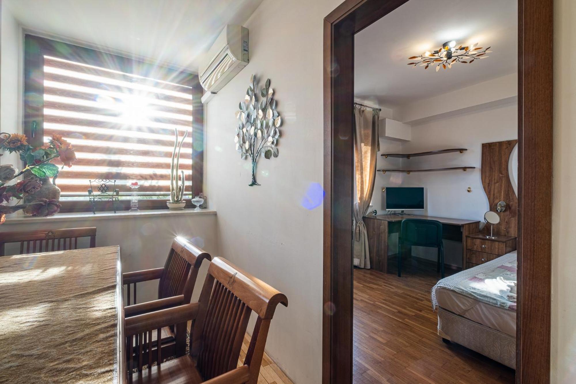 דירה Thermae 2bdrm Sunny וארנה