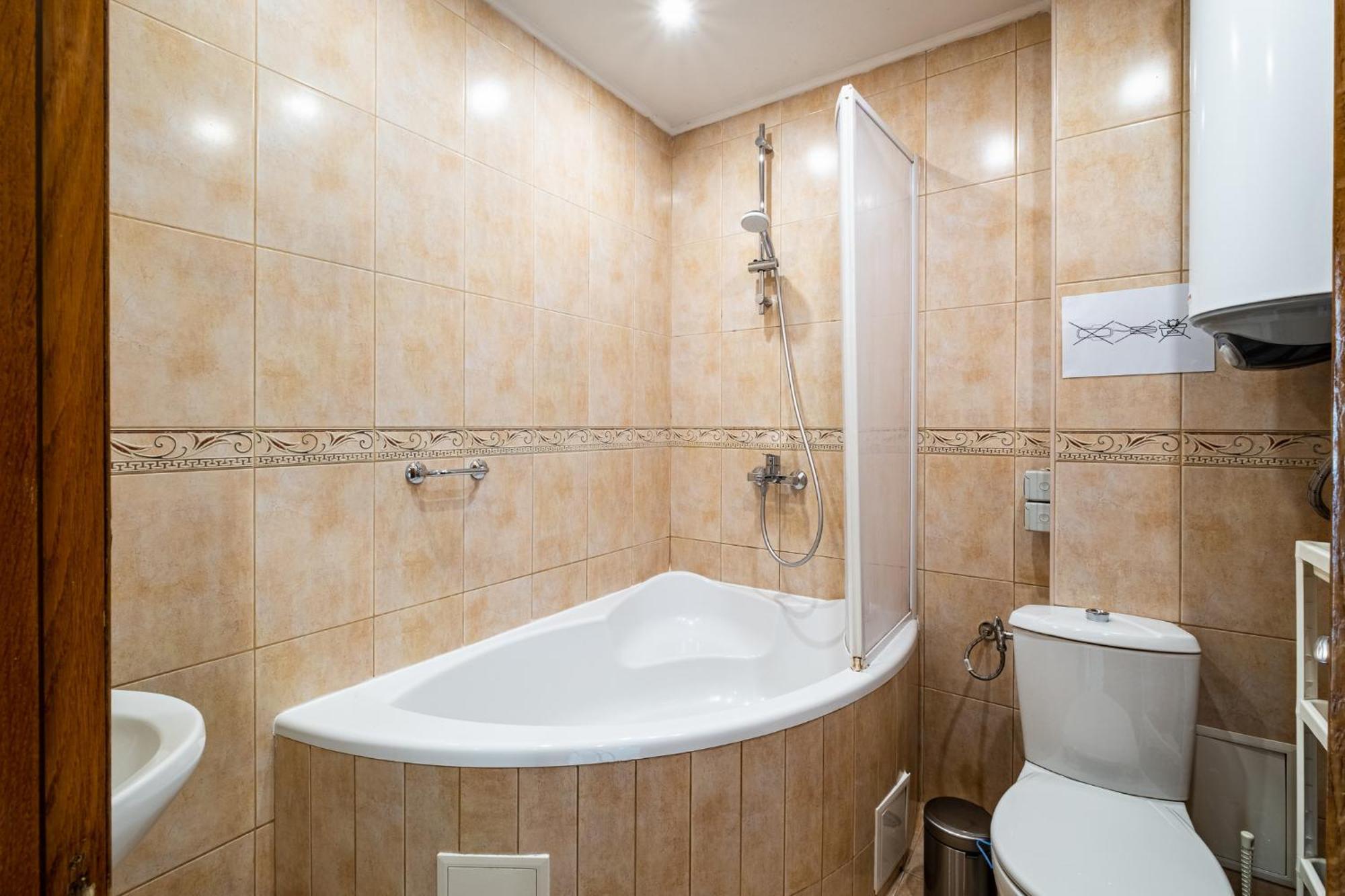 Thermae 2bdrm Sunny