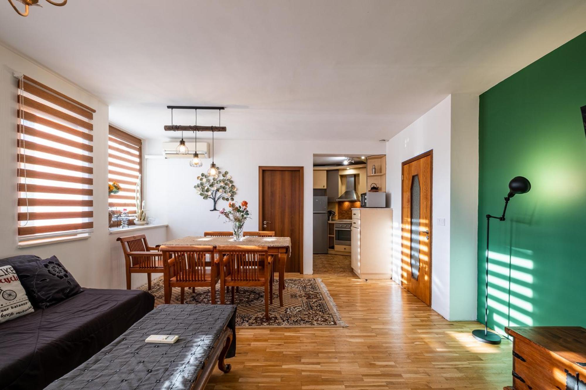 דירה Thermae 2bdrm Sunny וארנה